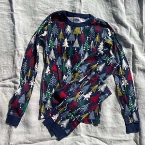 Hanna Andersson Kid Holiday Print Long John Pajama Set Twinkly Trees on Navy 14